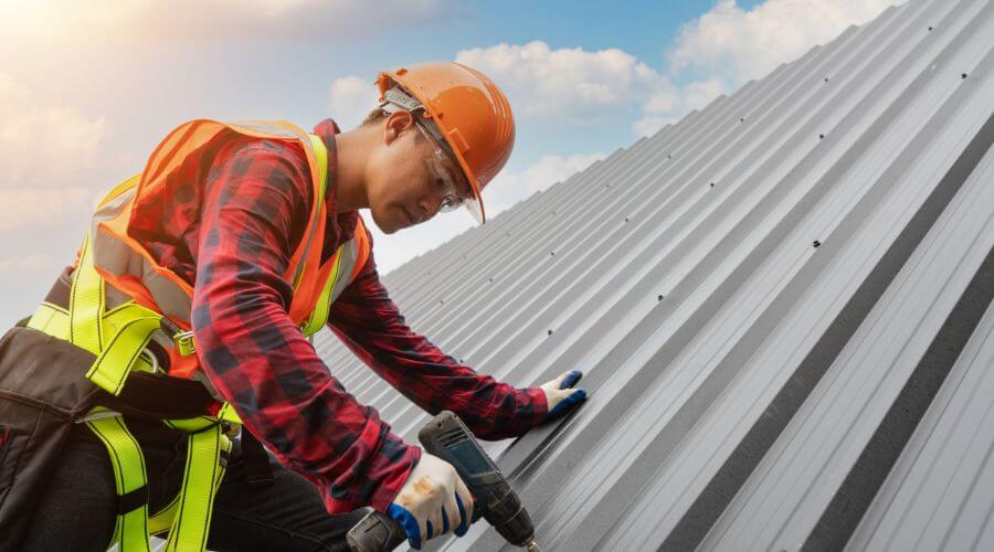 Professional residential roofers in Carbon Cliff, IL